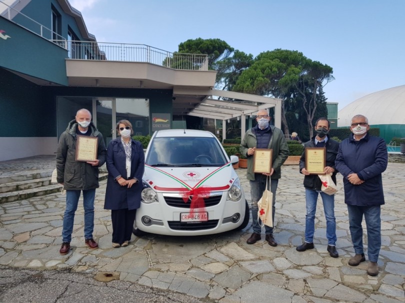 La generosità parla ancora monferrino: donata un'auto alla CRI